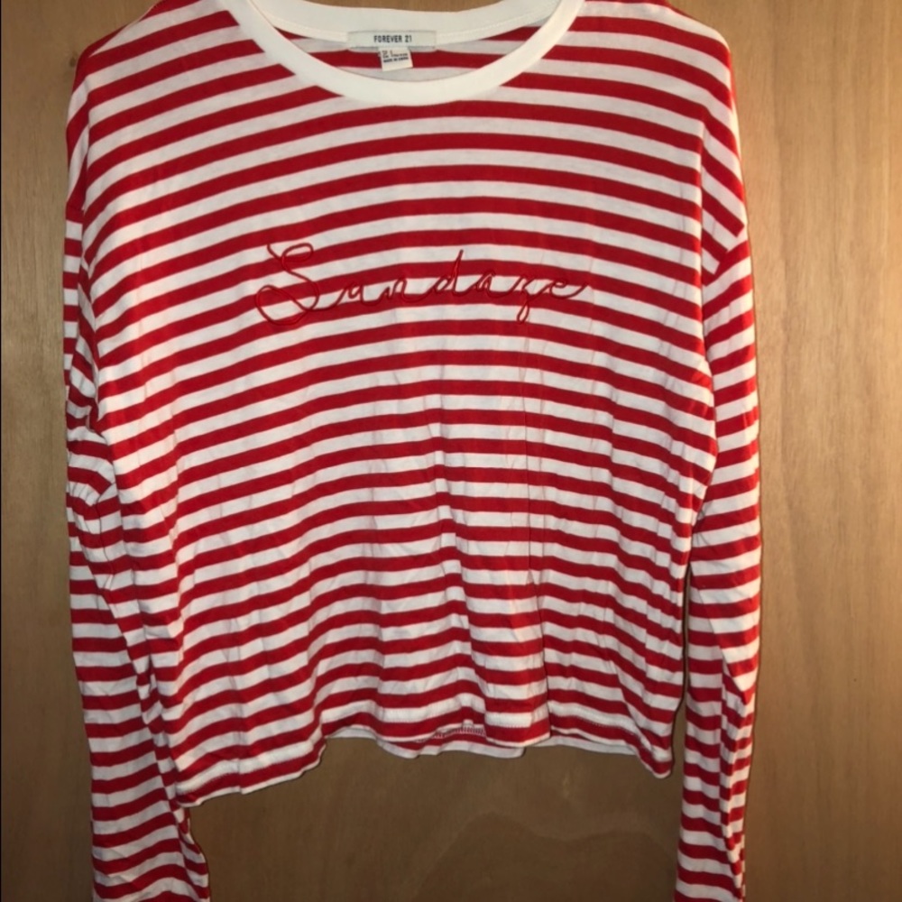 Red and white stripped long sleeve crop